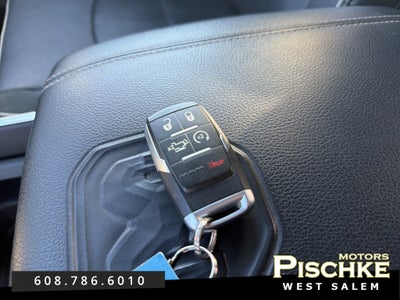 2020 RAM 3500 Laramie Crew Cab 4x4 8' Box