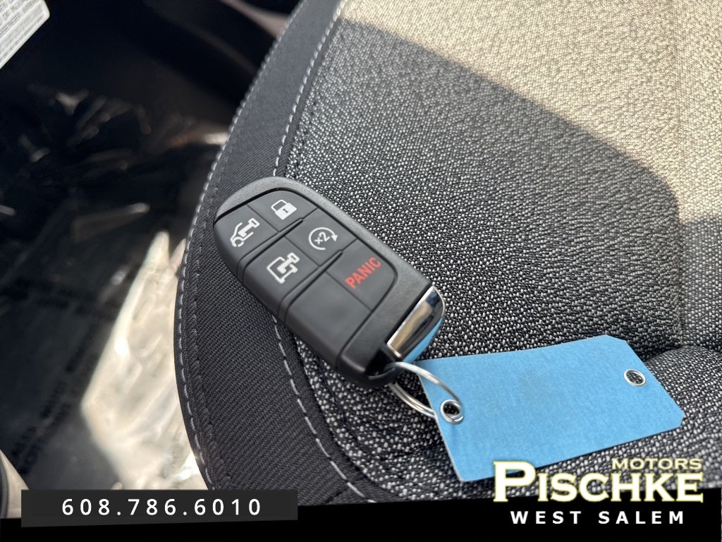 2025 RAM ProMaster 1500 Cargo Van SLT High Roof 136' WB