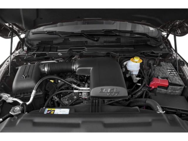 2020 RAM 1500 Classic SLT Crew Cab 4x4 5'7' Box