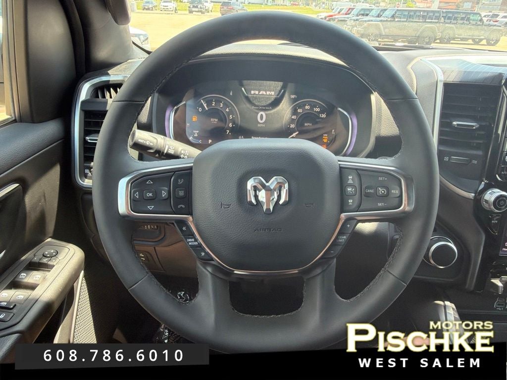 2025 RAM 1500 Big Horn Crew Cab 4x4 5'7' Box