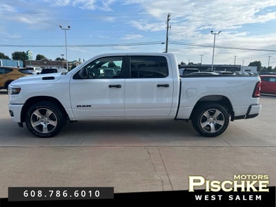 2026 RAM Ram 1500 Express Crew Cab 4x4 5'7' Box