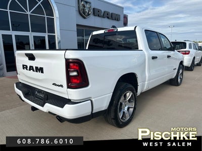 2026 RAM Ram 1500 Express Crew Cab 4x4 5'7' Box