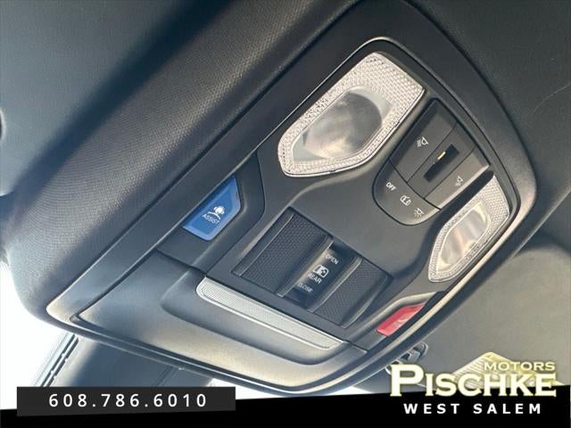 2026 RAM Ram 1500 Express Crew Cab 4x4 5'7' Box