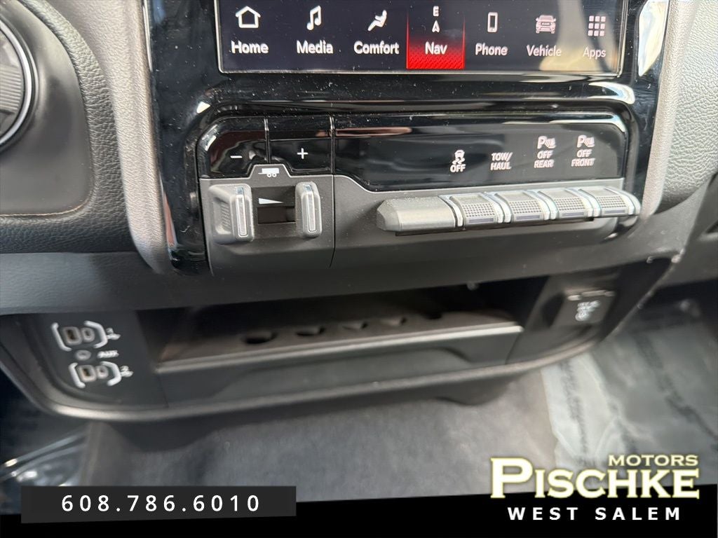 2024 RAM 2500 Big Horn Crew Cab 4x4 6'4' Box