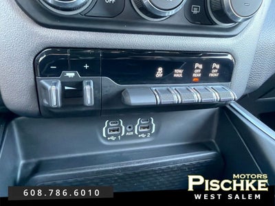 2019 RAM 2500 Big Horn Crew Cab 4x4 6'4' Box