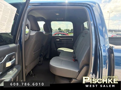 2024 RAM 2500 Big Horn Crew Cab 4x4 6'4' Box