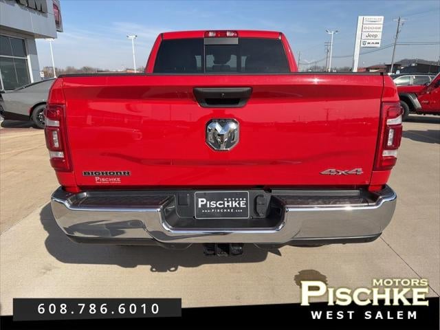 2024 RAM 2500 Big Horn Crew Cab 4x4 6'4' Box