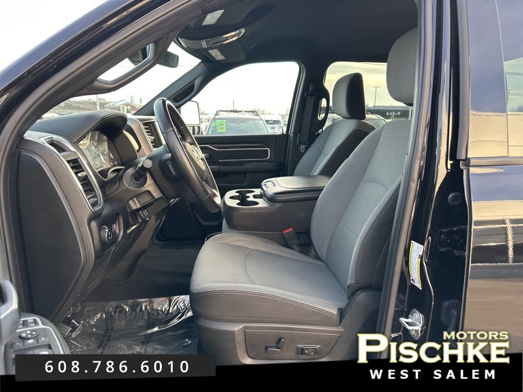 2024 RAM 2500 Big Horn Crew Cab 4x4 6'4' Box