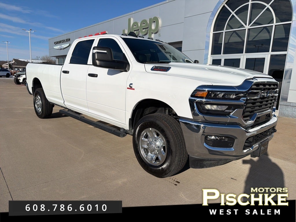 2025 RAM 2500 Tradesman Crew Cab 4x4 8' Box