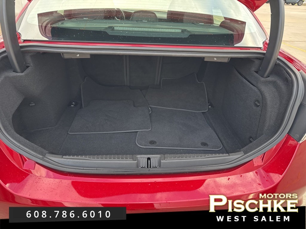 2024 Alfa Romeo Giulia Quadrifoglio RWD