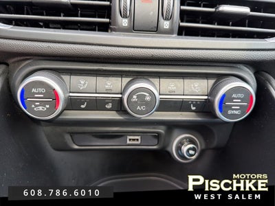 2025 Alfa Romeo Giulia Tributo Italiano AWD
