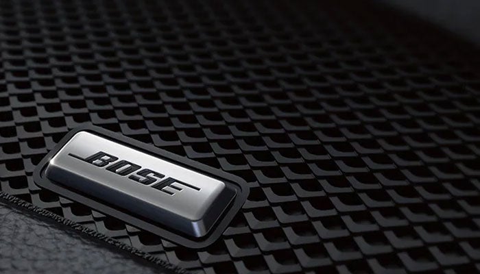 Pischke Motors Nissan in La Crosse WI