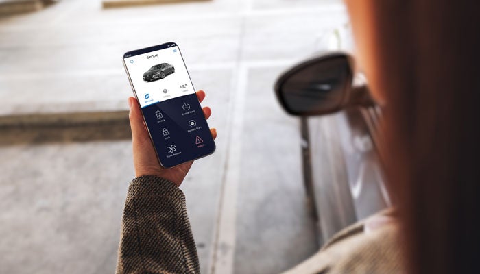 Pischke Motors Nissan in La Crosse WI