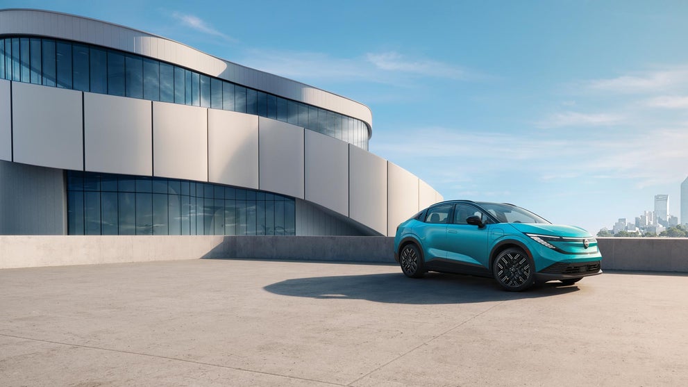 Nissan Leaf Pischke Motors Nissan in La Crosse WI