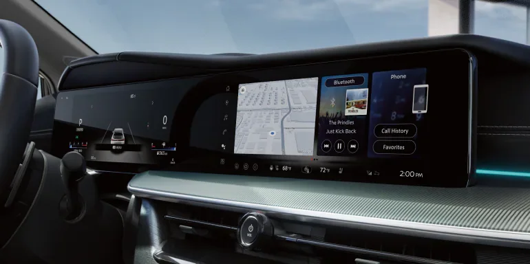 Pischke Motors Nissan in La Crosse WI