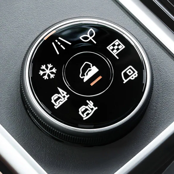 2026 Nissan Pathfinder | Pischke Motors Nissan in La Crosse, WI