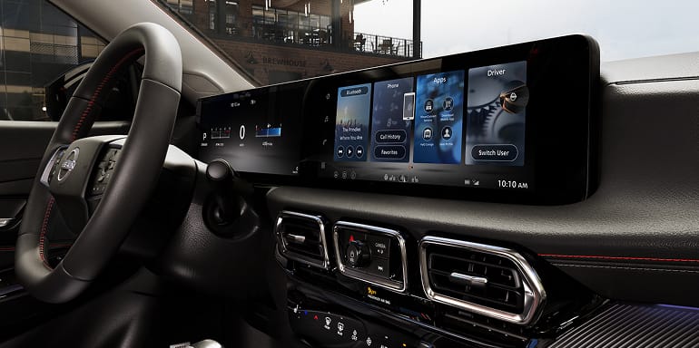 Pischke Motors Nissan in La Crosse WI