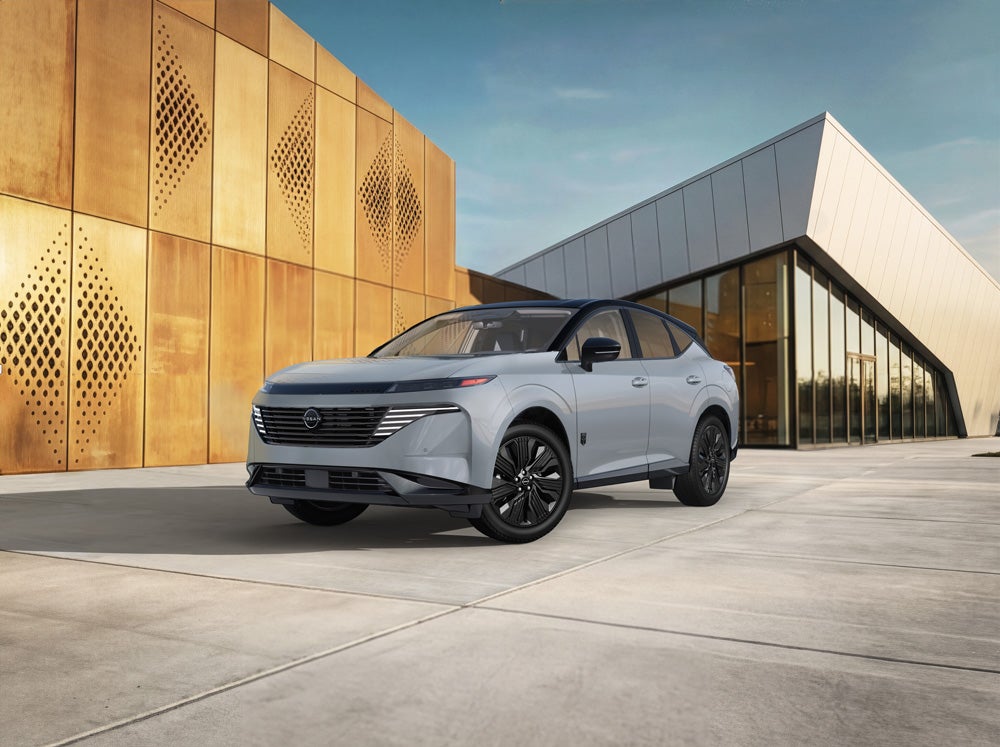 Pischke Motors Nissan in La Crosse WI