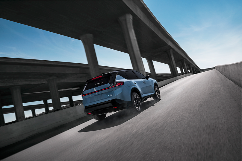 Pischke Motors Nissan in La Crosse WI
