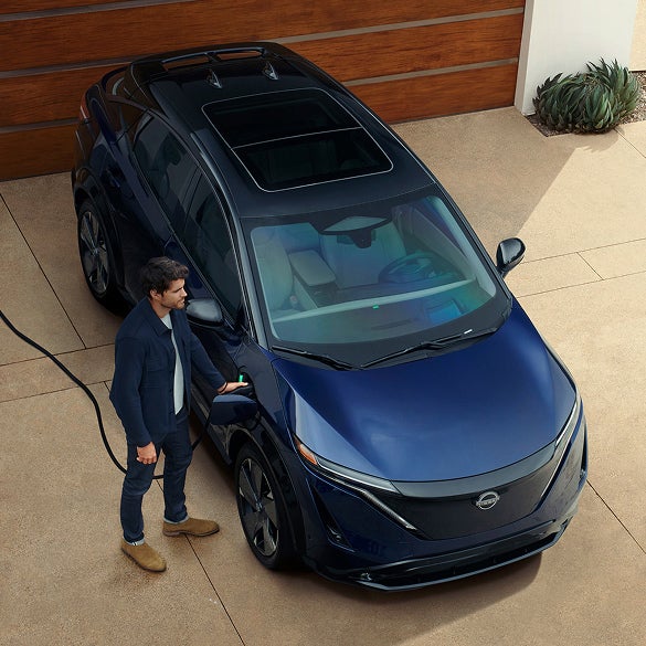 Pischke Motors Nissan in La Crosse WI