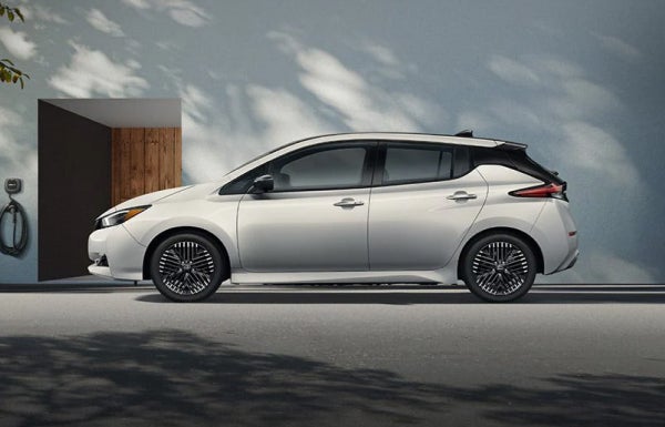 Pischke Motors Nissan in La Crosse WI