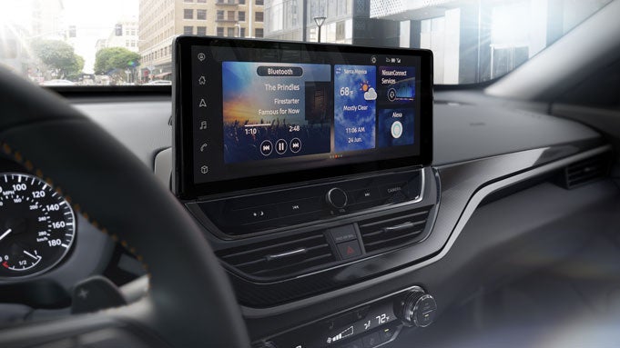 Pischke Motors Nissan in La Crosse WI